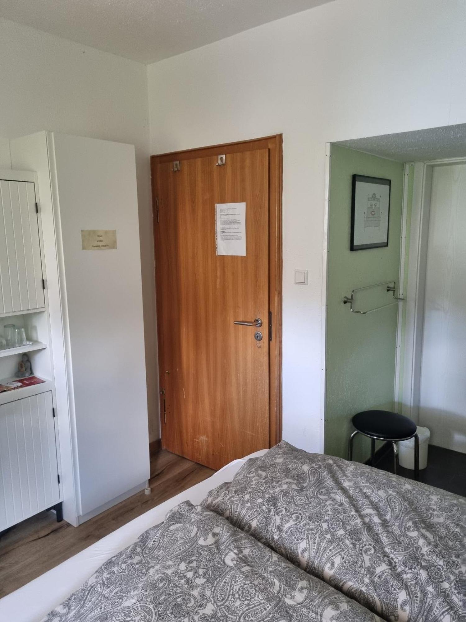 B&B Dressings Traumgarten Kaiserslautern Bilik gambar